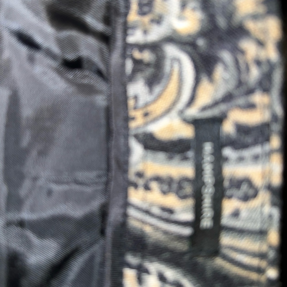 Talbots Paisley Capris - Black and Cream - Picture 9 of 11